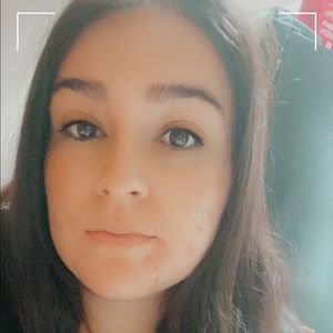 Meet your Posher, Doricela